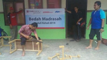 PKPU & CIMB Niaga Perbaiki Sekolah Akibat Erupsi Kelud