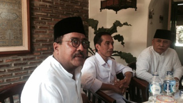 Capres Jokowi 5 Menit Ziarahi Makam Sultan Maulana Hasanuddin