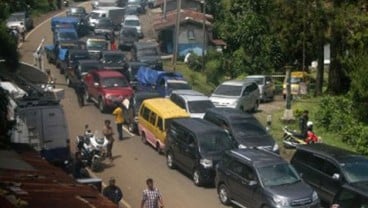 Libur Nyepi, Jalur Puncak Macet Total