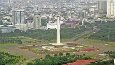 22 Tahun Tak Dibersihkan, DKI Gandeng Kaercher Bikin Monas Kinclong Lagi