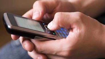 PILEG 2014: Perang SMS dan BBM Jelang Pemilu