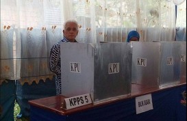 PILEG 2014: Hatta Nyoblos di Palembang, Optimistis PAN Raih 60 Kursi di Senayan