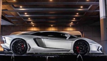 Lamborghini Aventador Jackie Chan Edition Dirancang