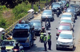 BANJIR RANCAEKEK: Kemacetan Mengular Panjang Di Rute Garut-Bandung