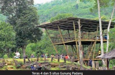 Misteri Gunung Padang: Cerita dari Lima Teras