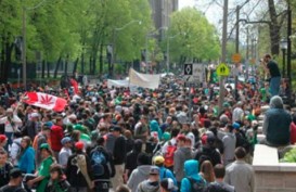Di Kanada, Ribuan Orang Demonstrasi Tuntut Legalitas Ganja
