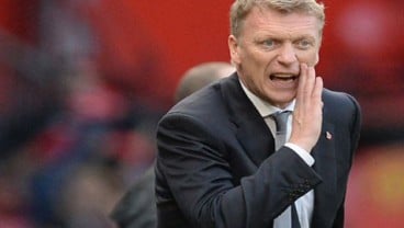 MU TERPURUK: Moyes Segera Dipecat, Ryan Giggs Calon Pengganti Terkuat