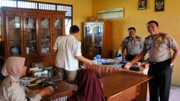 HUT BHAYANGKARA: Polri Gelar Pengobatan Gratis