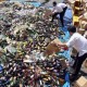 Bea Cukai Makassar Musnahkan 5.882 Botol Miras