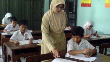 TUNJANGAN PROFESI GURU: Dibayar Paling Telat 30 April