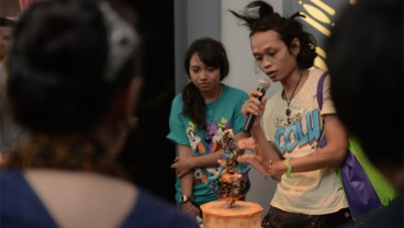 SENI RUPA: Thedeo MixBlood Melewati Batas Budaya