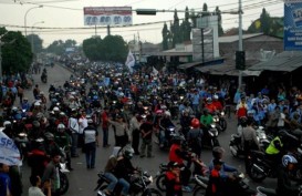 HARI BURUH: Kenaikan UMP 30%, Pabrik di Jakarta Bisa Hengkang