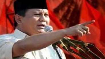 MAYDAY: Di Hadapan Puluhan Ribu Buruh, Prabowo Berapi-Api Sampaikan Orasi