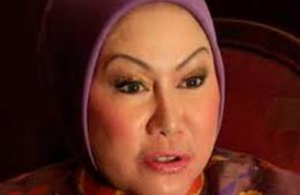 Ratu Atut Didakwa Suap Akil Mochtar Rp1 Miliar