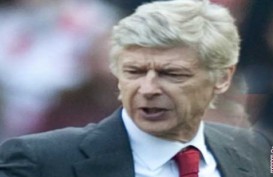 ARSENE WENGER Dinantikan PSG, Kontrak Dengan Arsenal Habis Juni Ini