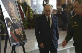 KRISIS UKRAINA: Putin Kunjungi Crimea, Peringati Kemenangan Soviet pada PD II