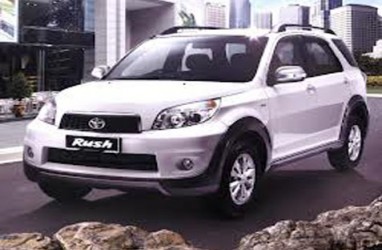 Beli Toyota Bulan Ini, Dapat Bonus Gratis 1 Kali Angsuran & Cashback Jutaan Rupiah