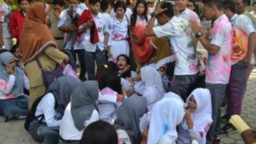 HASIL UN SMA/SMK 2014: 198 Siswa di Riau Tidak Lulus, Ini Nama yang Lulus di SMAN 2 Pekanbaru