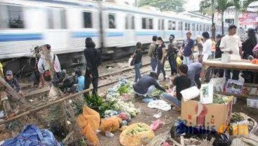 Pedagang Demo KAI di PN Jakpus