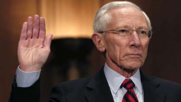 STANLEY FISCHER, Senat AS Restui Mantan Gubernur Bank Sentral Israel Jadi Dewan The FED