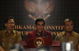 MAHKAMAH KONSTITUSI Batalkan UU No. 17/2012 Tentang Perkoperasian