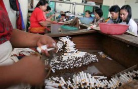PABRIK ROKOK BANGKRUT: 40 Industri Kecil Rokok Gulung Tikar