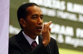 JOKOWI VS PRABOWO: Jokowi Janji Sejahterakan Prajurit dan Guru di Perbatasan