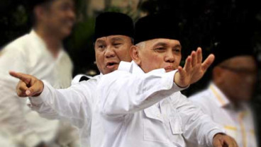 KAMPANYE CAPRES: Hatta Janjikan Tekan Harga Bahan Pokok