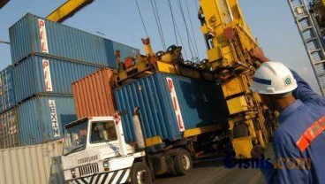 LOGISTIK KEPELABUHAN, Kenaikan Tarif Ancam Perkembangan Ekonomi