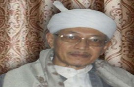 Habib Abdullah Seduhkan Kopi Jahe Untuk Jokowi
