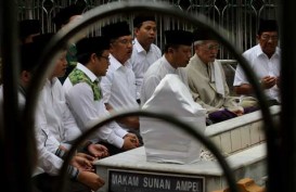 Membangkitkan Wisata Religi Indonesia