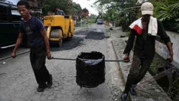 Sering Dilalui Kendaraan Berat, Struktur Jalan Ciawi-Puncak-Cianjur Ditingkatkan