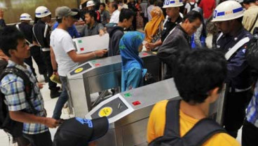 KAI COMMUTER JABODETABEK Gandeng 3 Bank BUMN Terapkan e-Money