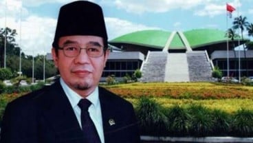 DPR Setuju Jumlah Bank Dikurangi