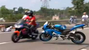 Impor Motor CBU Membengkak