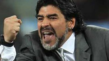 PIALA DUNIA 2014: Maradona Kecam FIFA Terkait Pemeriksaan Doping Kosta Rika