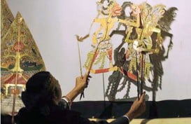 SENI BUDAYA: Mengawinkan Teknologi & Wayang