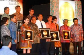 BISNIS INDONESIA AWARD 2014:  Survive to Grow Jadi Fokus
