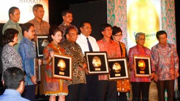 BISNIS INDONESIA AWARD 2014:  Survive to Grow Jadi Fokus