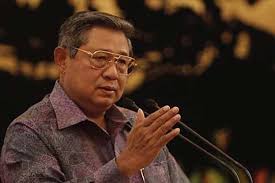 PRESIDEN YUDHOYONO Lantik 453 Perwira Remaja TNI