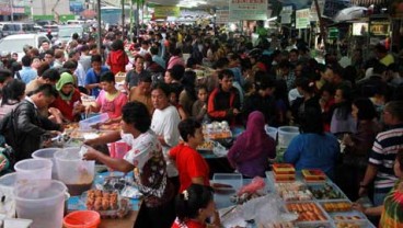 AP II Sebar Ta'jil Buka Puasa di Bandara