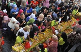 Sambut Ramadan, Pemkot Jakpus Jual Sembako Murah