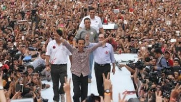 HASIL REAL COUNT PILPRES 2014: Jokowi Lepas Atribut Kotak-Kotak