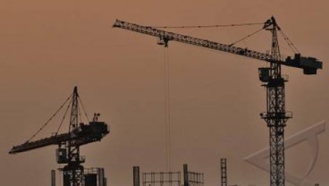PROYEK TERTUNDA: Tujuh Proyek Prioritas Industri Tertunda