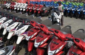 RAMADAN: Honda Ajak Warga Riding Test Motor Sambil Beramal