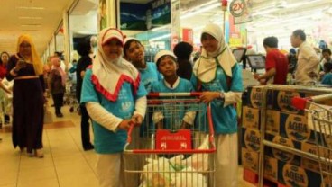 PKPU Ajak Anak Yatim Belanja Kebutuhan Lebaran di Carrefour