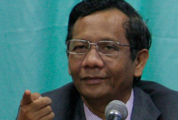 PRABOWO TOLAK HASIL PILPRES 2014: Mahfud Tak Tahu Alasan Saksi Prabowo-Hatta Mundur