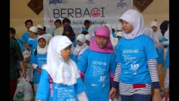 Bingkisan Lebaran Bagi Anak Yatim-Dhuafa