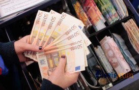 EURO Melemah Terhadap Dolar AS