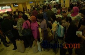 Bandara Sultan Hasanuddin: Penumpang  Susut di Semester Pertama 2014